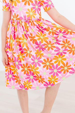 Retro Daisies S/S Pocket Twirl Dress-dogsvalley ®