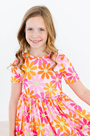 Retro Daisies S/S Pocket Twirl Dress-dogsvalley ®